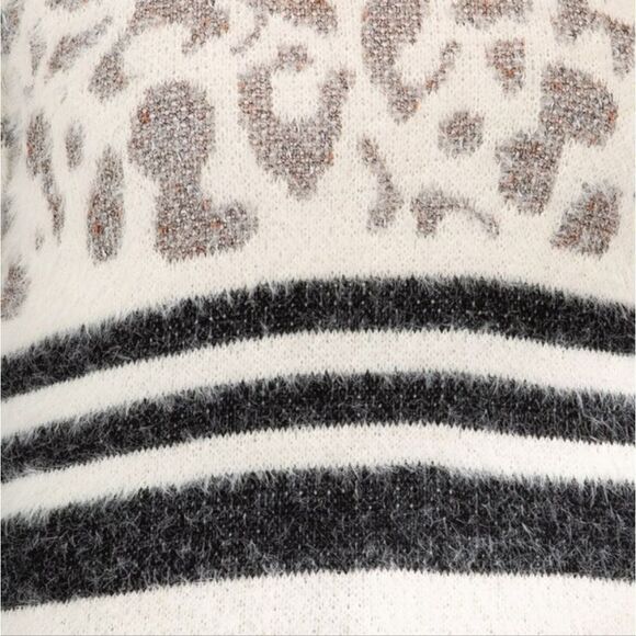 Laura Petites Size XL Petite Stripe & Animal Print Eyelash Knit Sweater - Picture 5 of 12